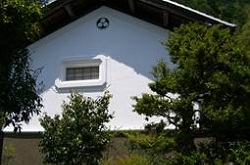 yH02